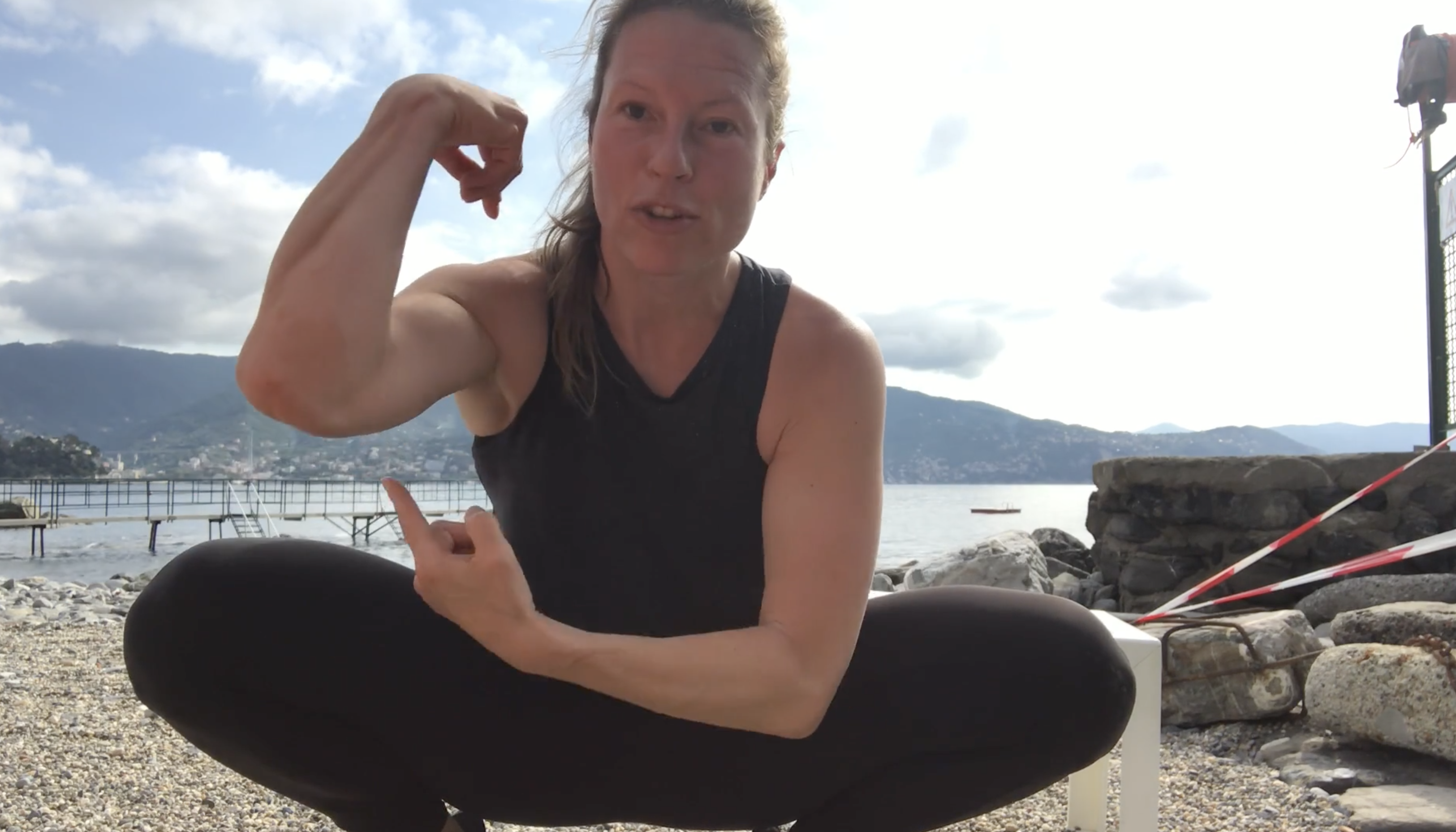 5-Minute Upper Body Workout (no equipment)