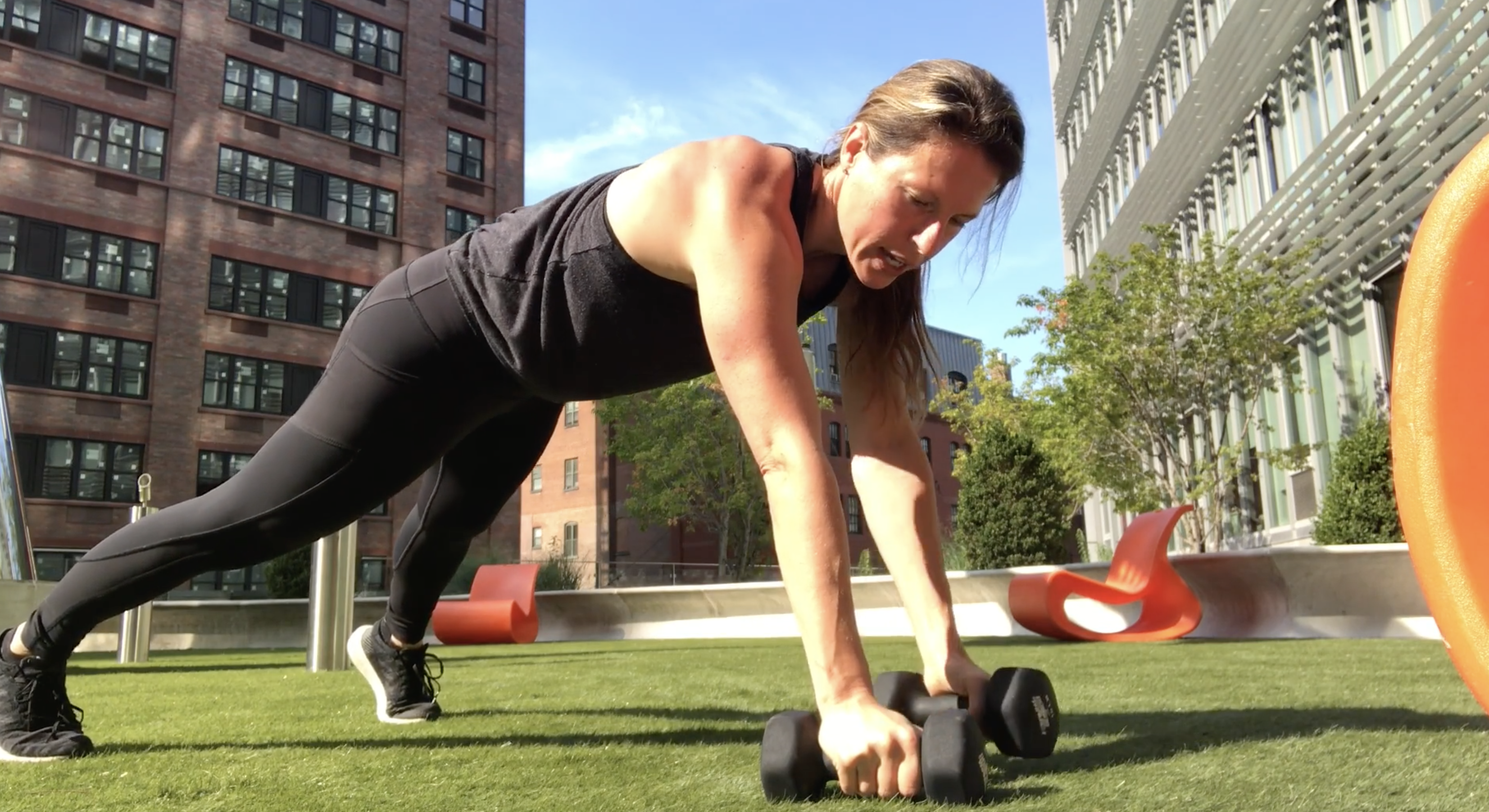 14-Minute Full Body Strength Training Workout (dumbbells)