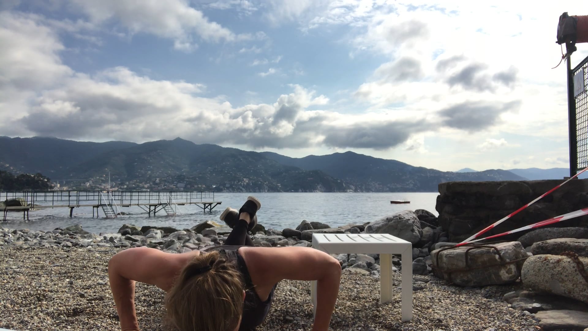5-Minute Upper Body Workout (no equipment)