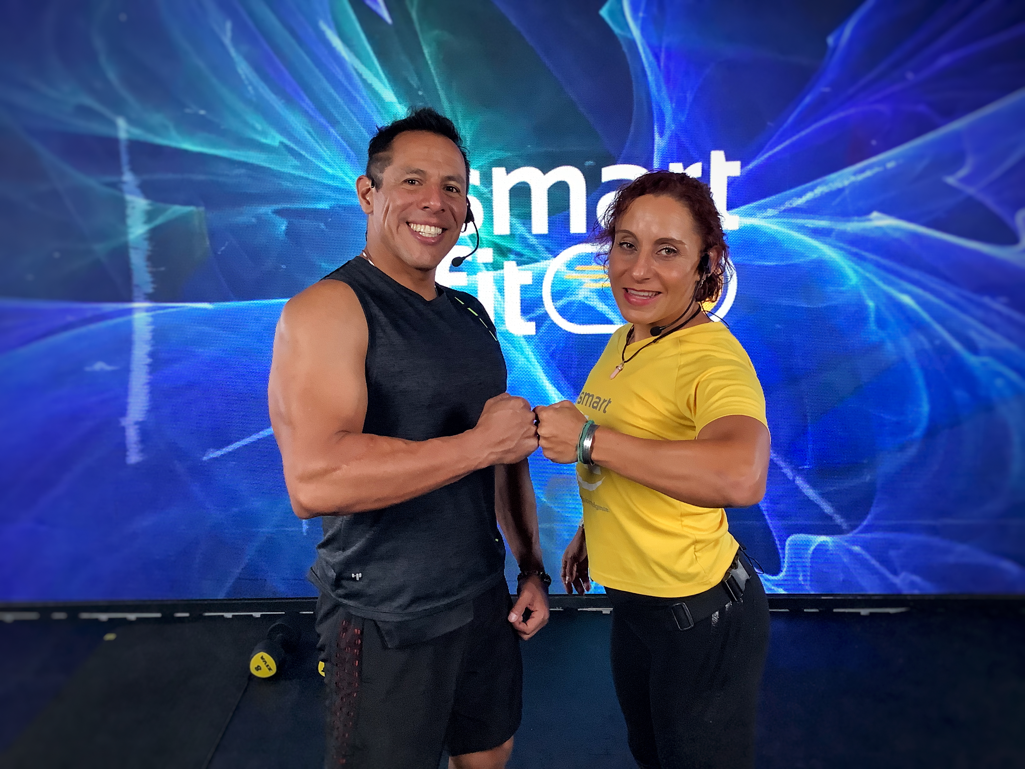 35 min I Glúteos y piernas de acero I Melissa Reyes y Ricardo Mendoza I 22/11/21