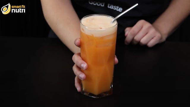 Jugo de naranja, limón y zanahoria