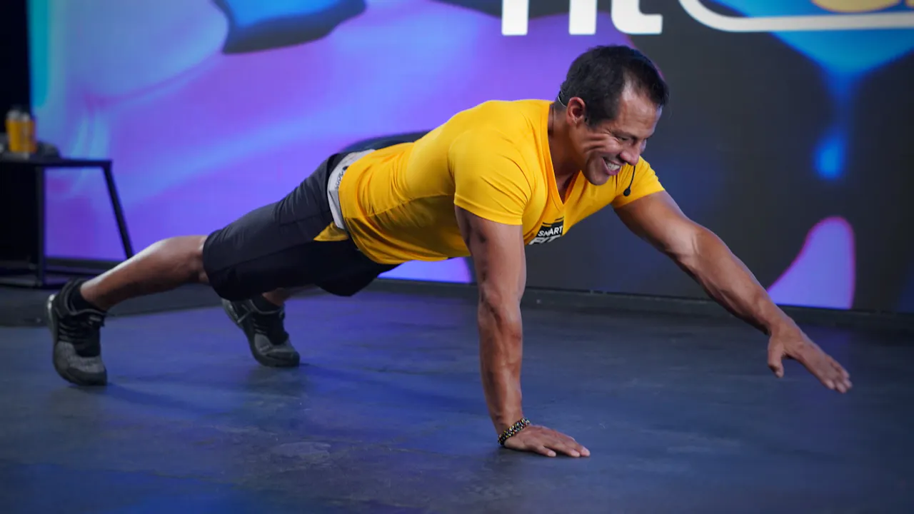 25 min | Abdomen definido | Ricardo Mendoza | 02/03/22 - Smart Fit GO