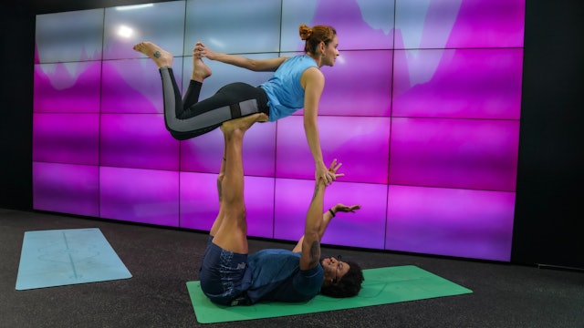 25 min | Yoga | Maribel Barrera y Esteban Uribe | 24/02/22