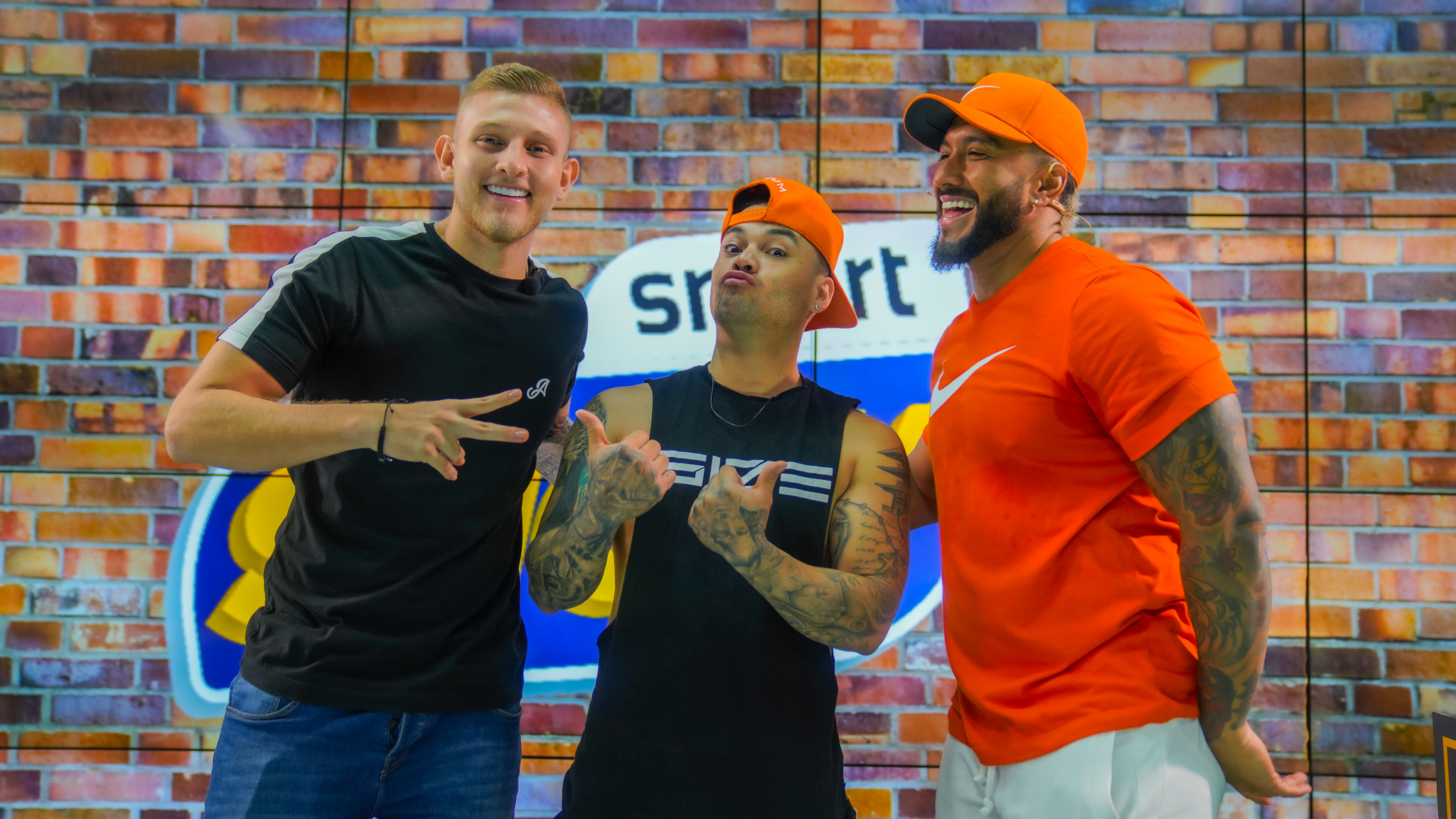 T1:E7: Smart Show - Alex Ospina y Sebastián González