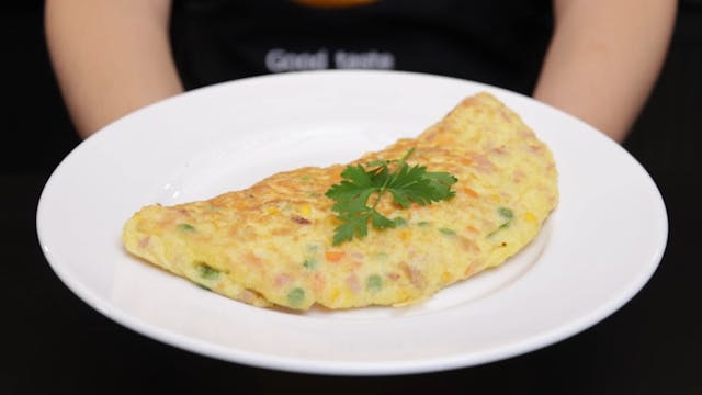 Omelette de verduras y jamón