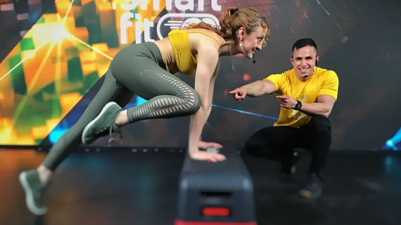 25 min I Glúteos y piernas de acero I Daniel Lua y Tzacil Cervantes I ...