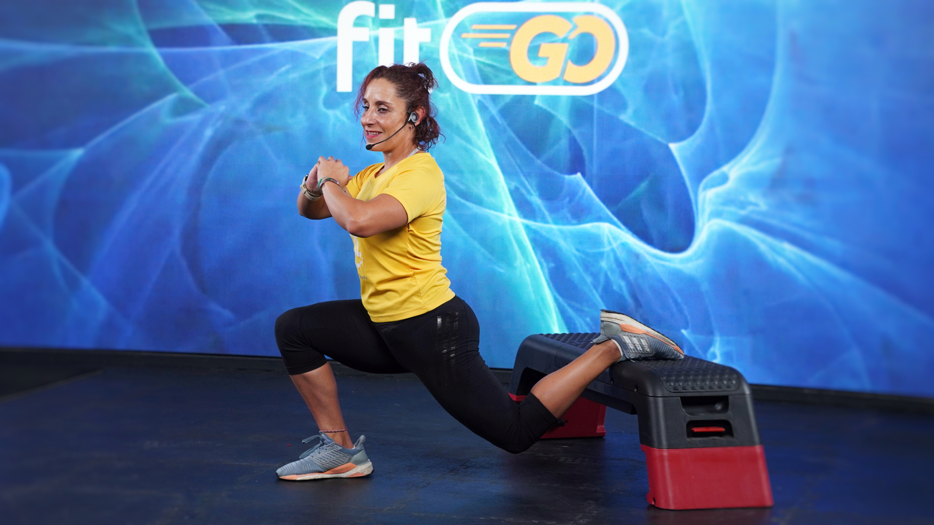 25 min I Glúteos y piernas de acero I Melissa Reyes I 03/01/22