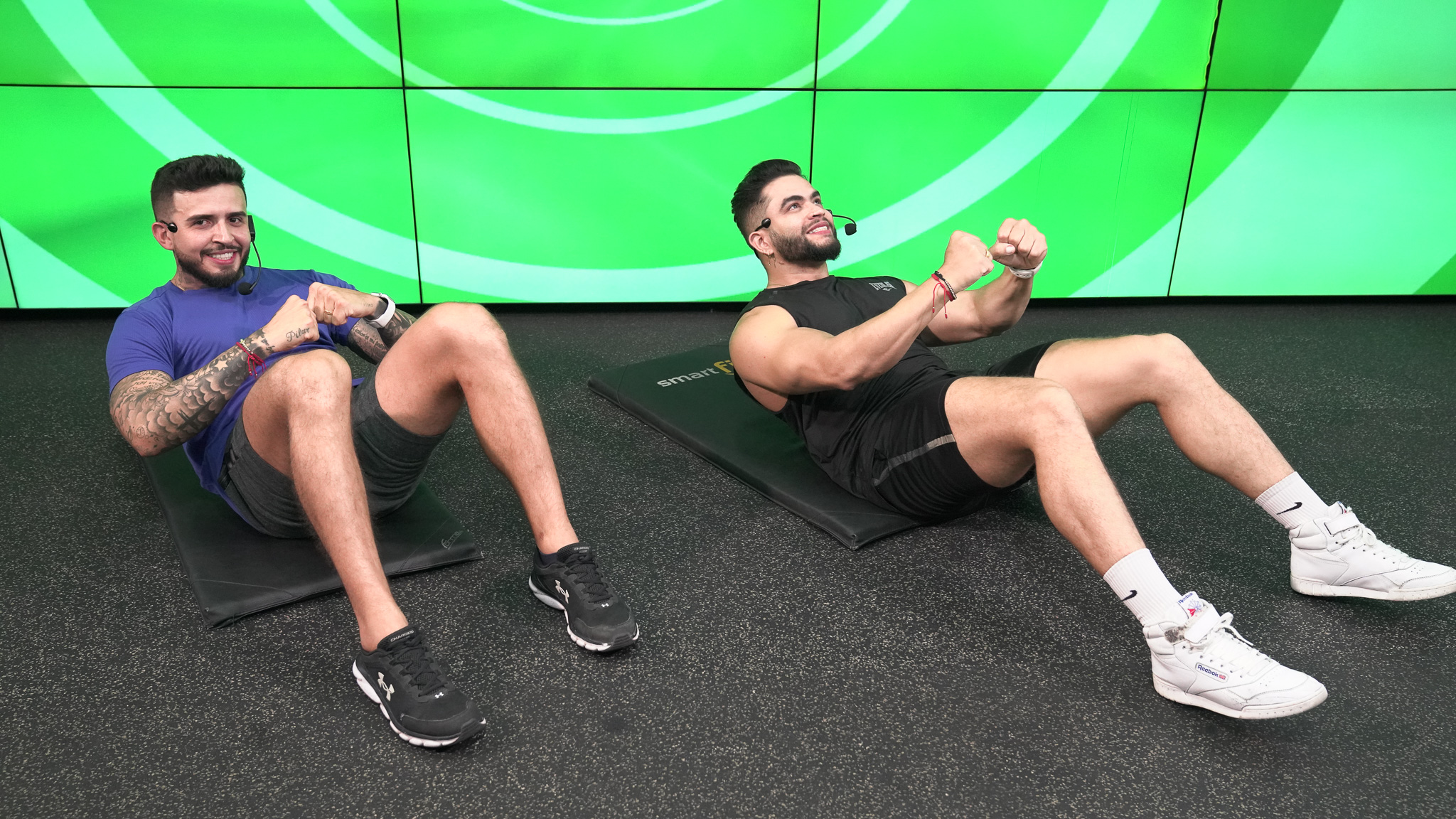 Abdomen definido - COL - Smart Fit GO