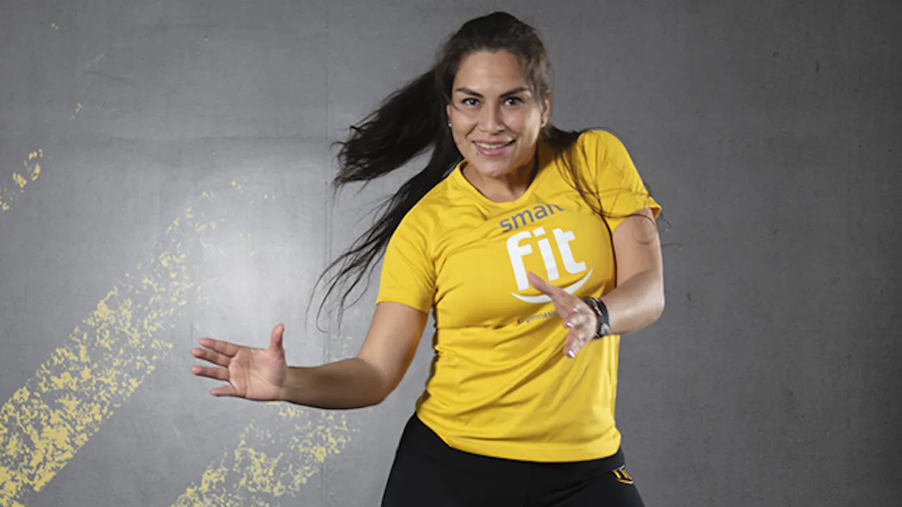 30 min | Glúteos y piernas de acero | Joa Mirang | 20/08/21 - Smart Fit GO