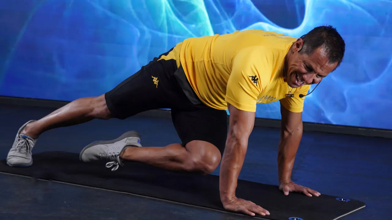 25 min I Abdomen definido I Ricardo Mendoza I 08/12/21 - Smart Fit GO