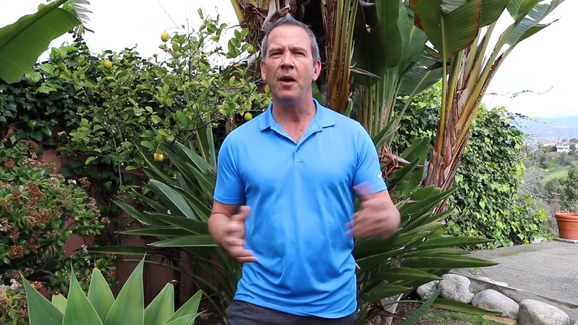 One Minute Shoulder Stretch & Activation Drill