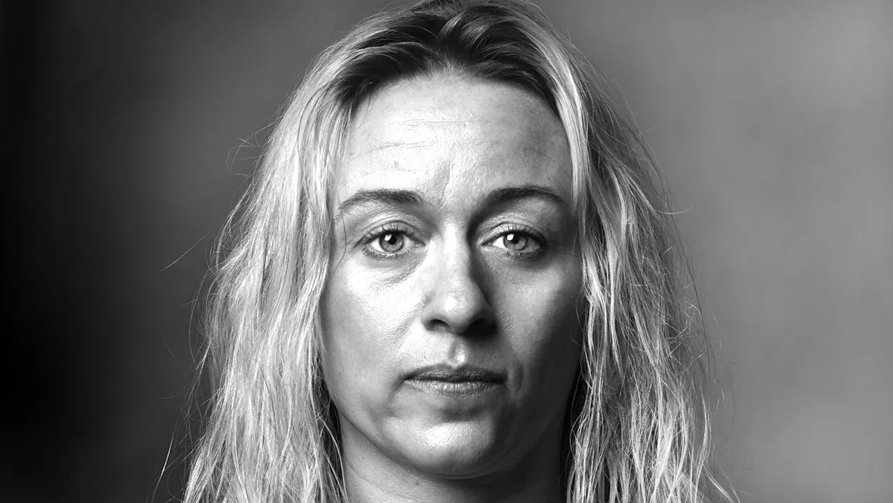 Alcoholism and the Single Girl-Laura - Soft White Underbelly