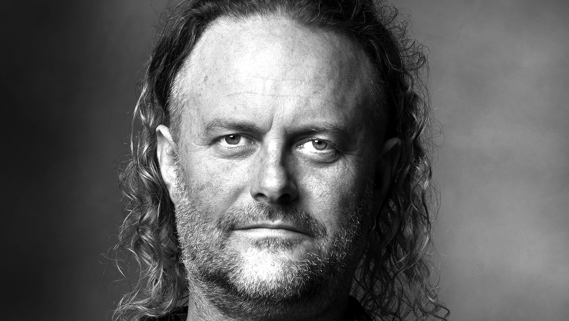 Flat Earther interview-Apollos