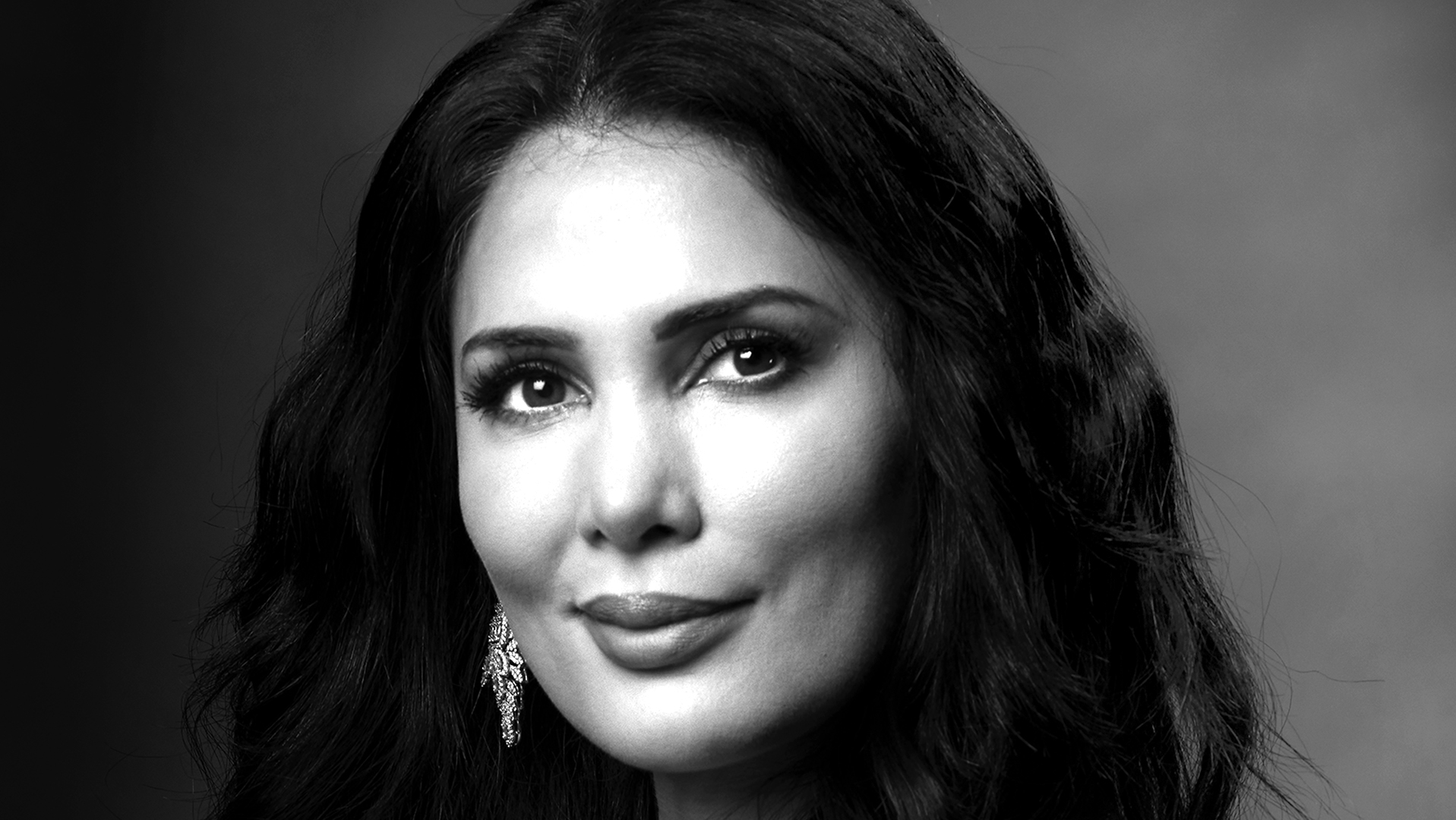 Sadia Returns-Sadia Khan
