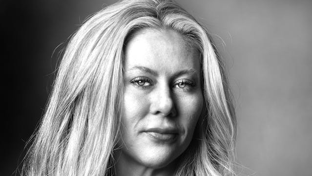 Padlocked In a Doghouse On Heroin-Jea...