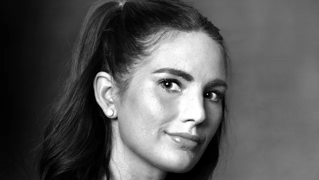 Escaping a Murderous Boyfriend-Monika