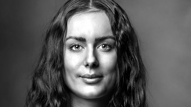 A Talk On Relationships With a Sex Wo...