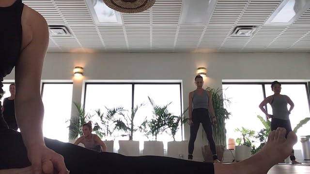 Live Essentials Sol with Caitlin, 7.7.22