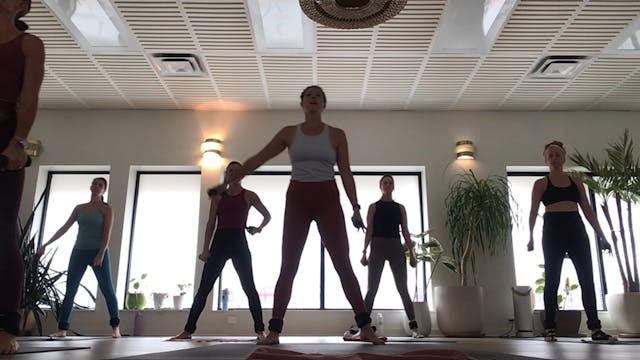 Live Essentials Sol with Andrea, 11.8.23