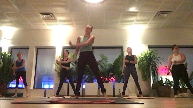Live Essentials Sol with Laura, 9.16.22