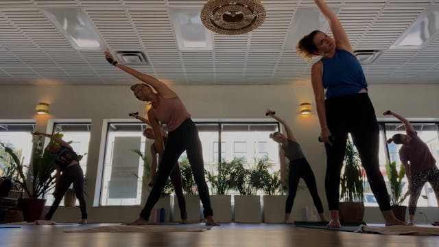 Live Essentials Sol with Andrea, 10.1...