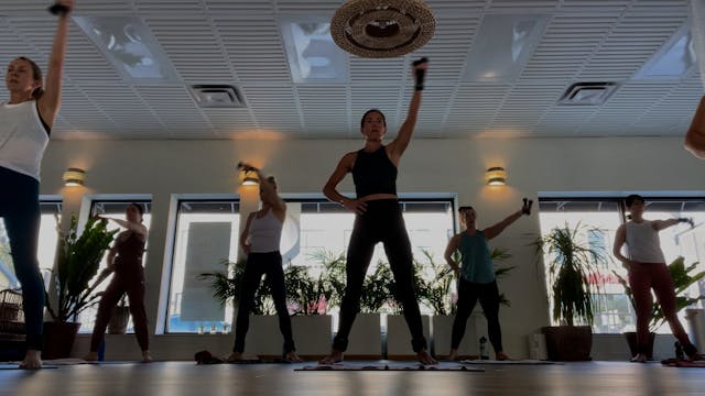Live Essentials Sol with Amanda, 11.1...