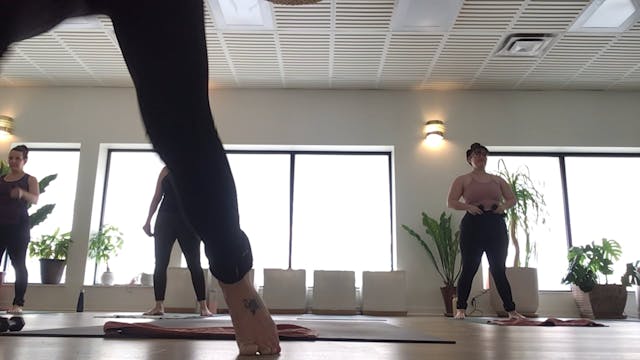 Live Essentials Sol with Krystal 12.2...