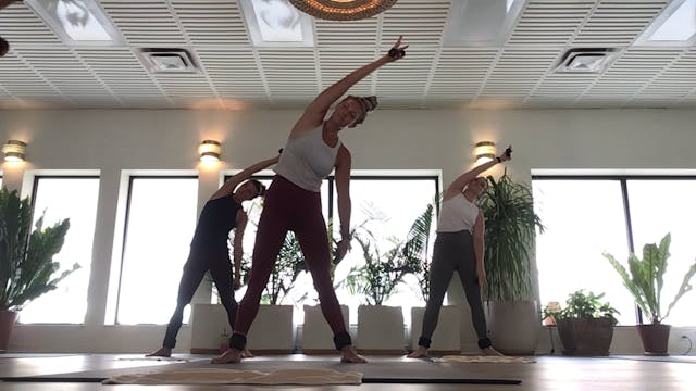 Live Essentials Sol with Andrea, 9.7.22