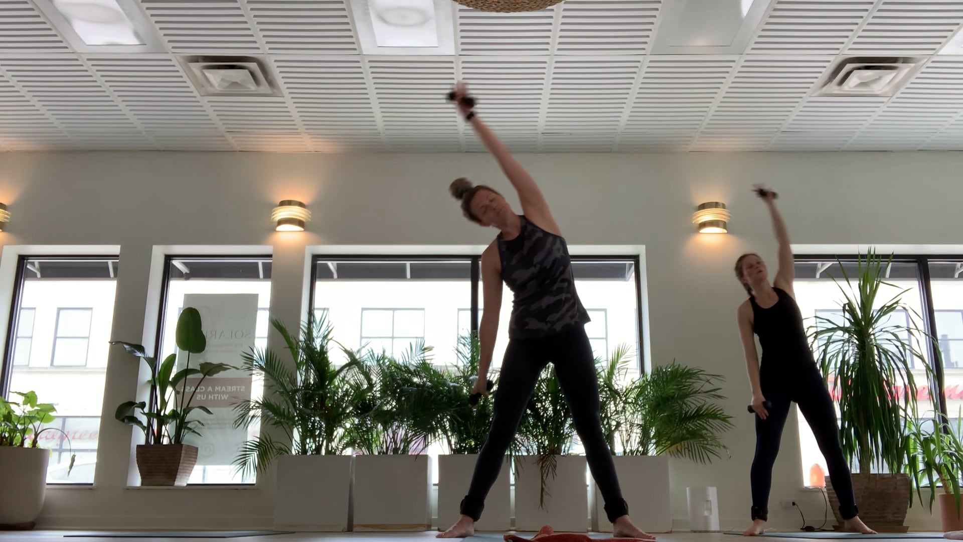 Live part II: 30 minute Beginners Sol with Andrea (full flow with music)