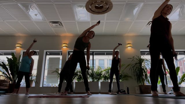 Live Essentials Sol with Amanda, 11.1...