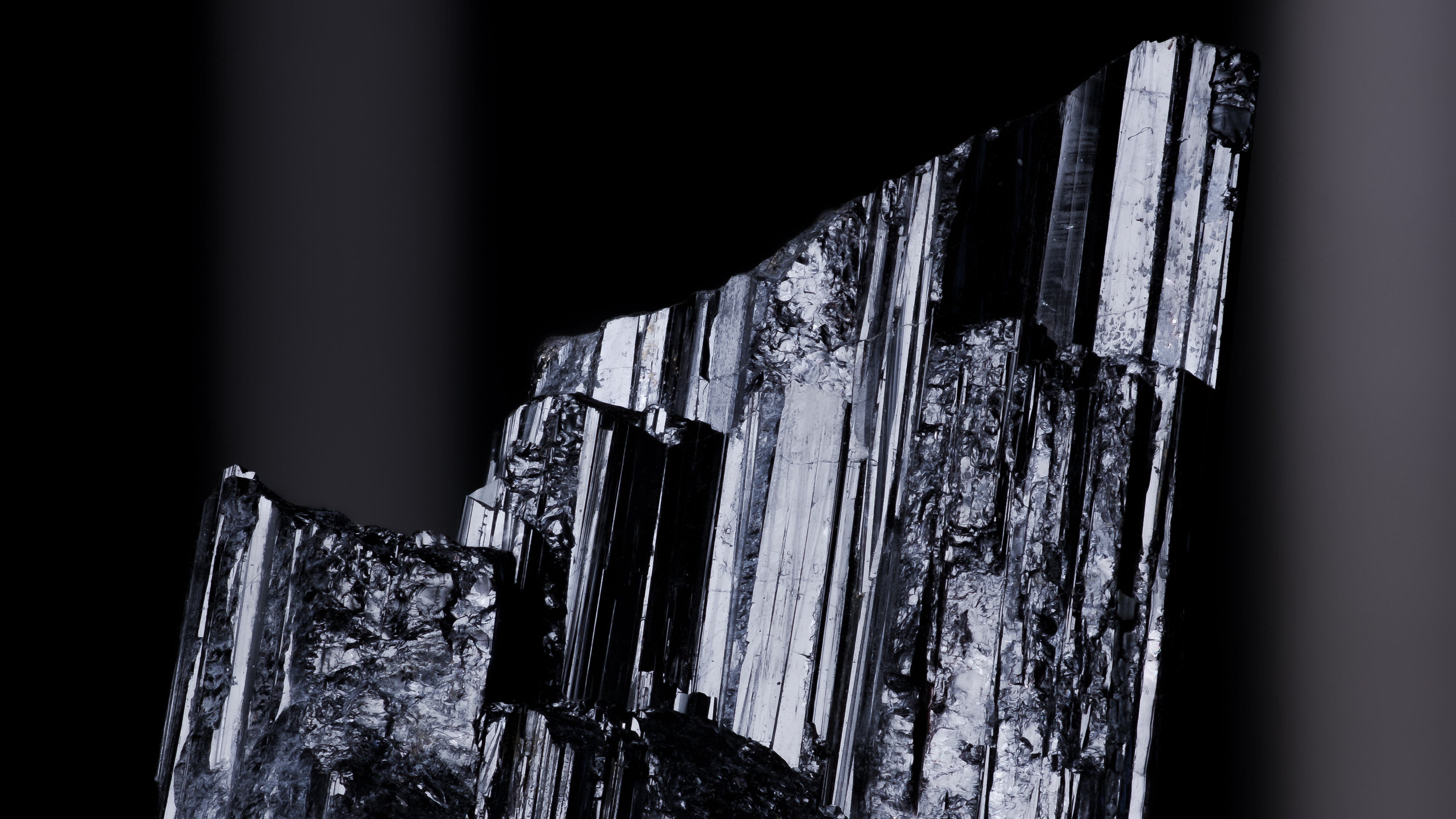 Black Tourmaline | FREE Sonic Crystal For Protection And Grounding