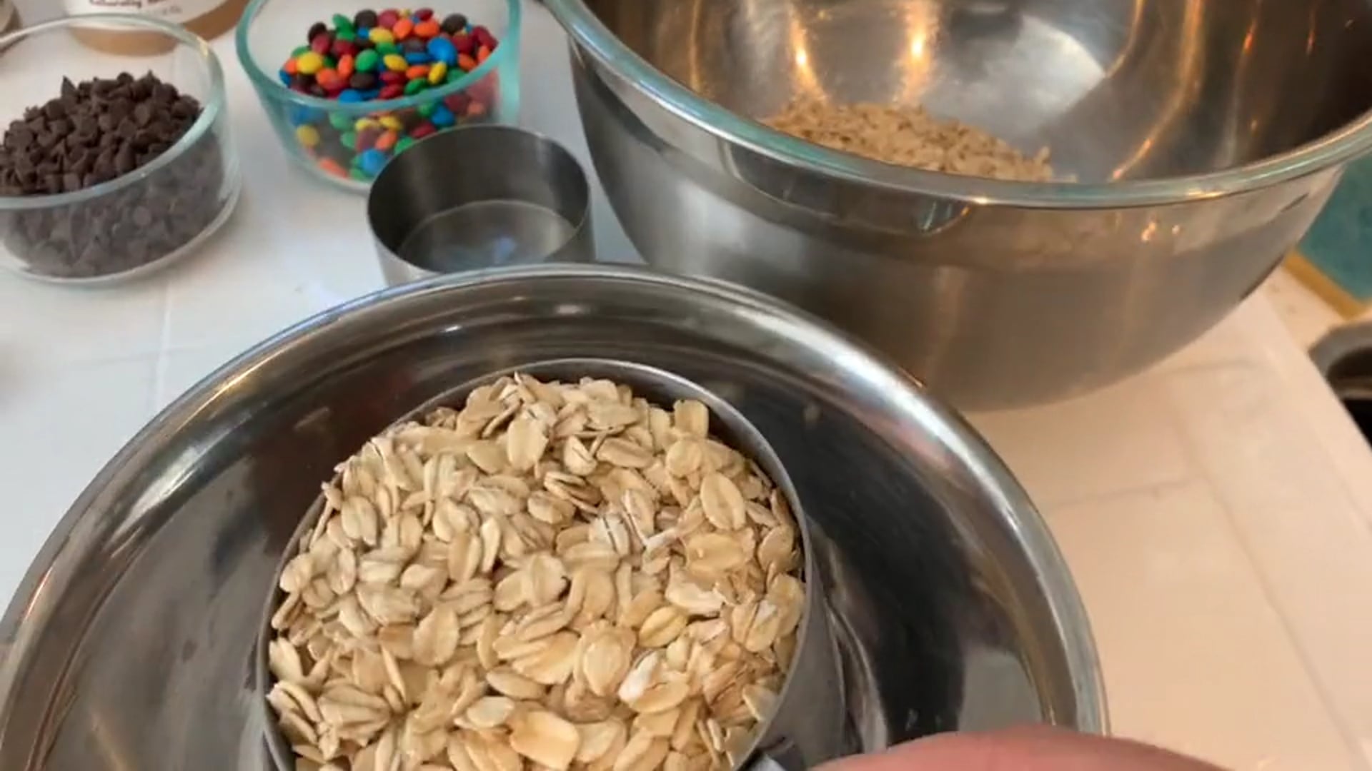 Make No Bake Monster Balls with Miss Sophie