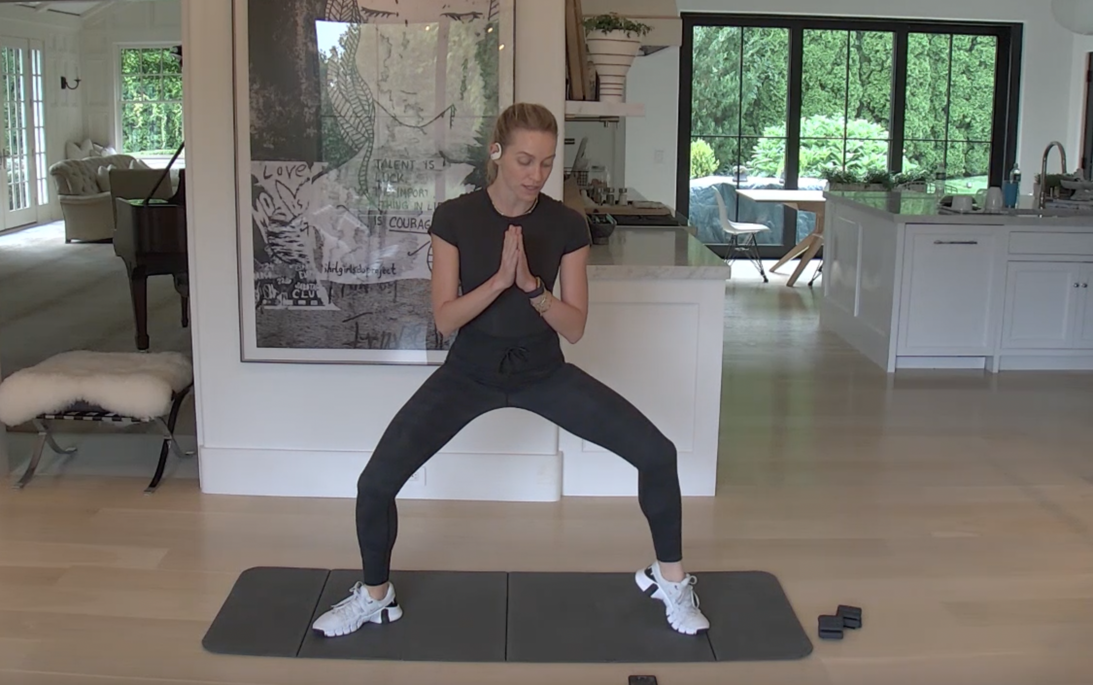 DAY 28 - 10 Min No Cardio Sculpt