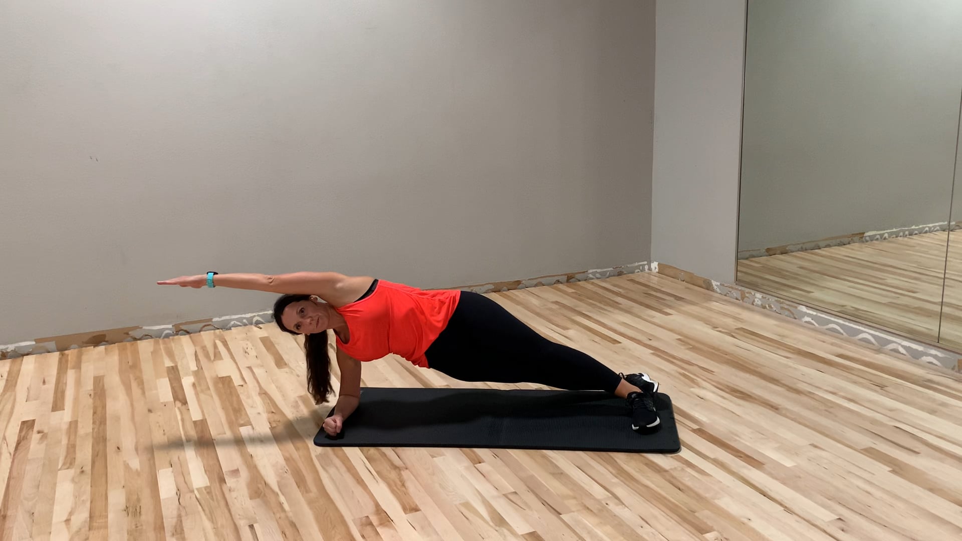 Side plank knee drive 