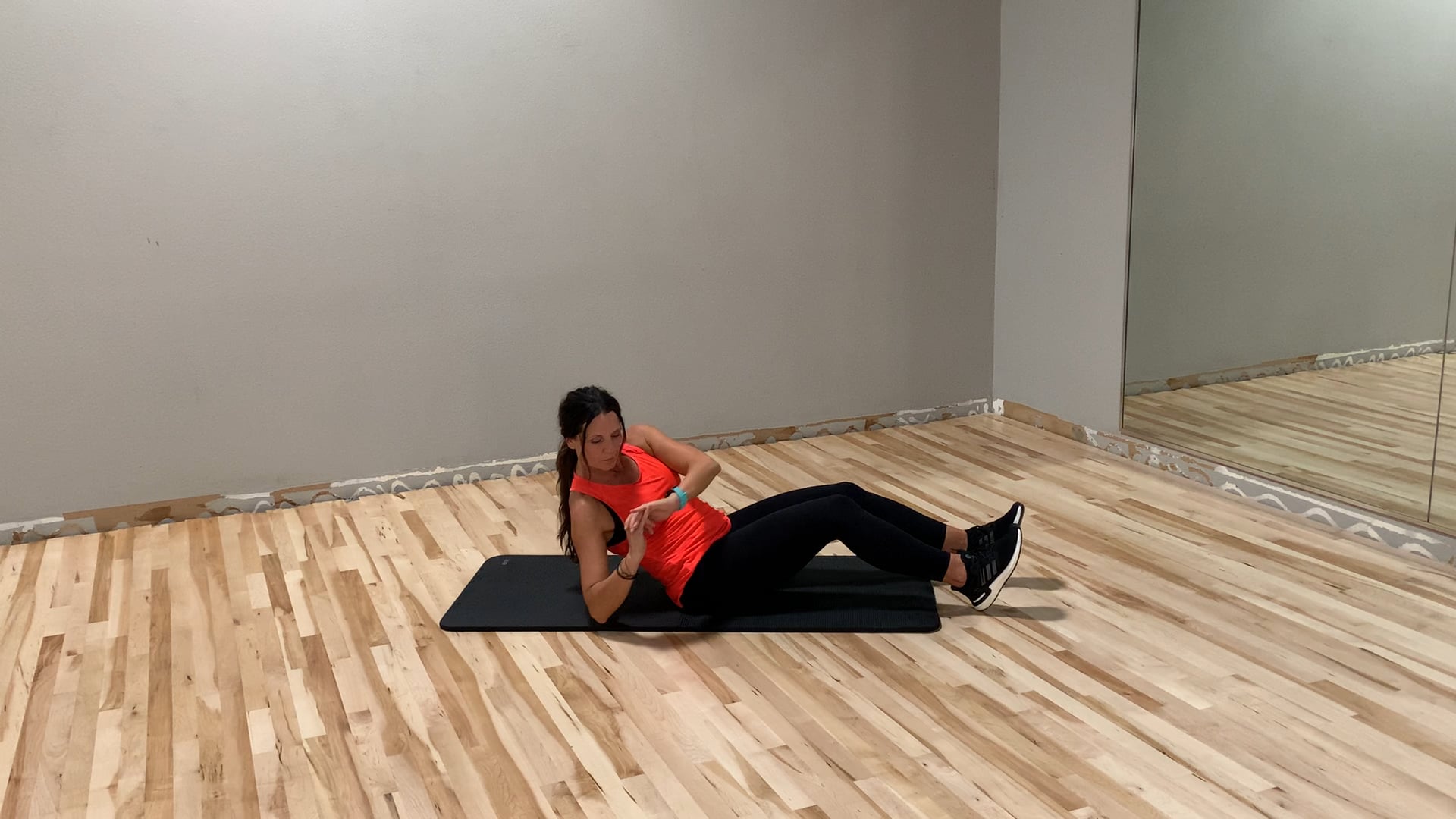 Seated crunch twist side to side