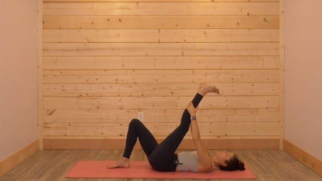 sparkSTRETCH (14 Min) - Steph Young