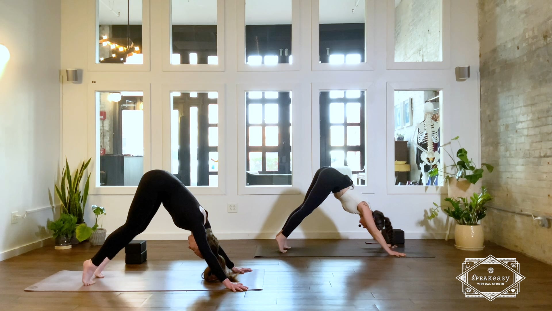 Simple Express | Tori Reynolds | 30 minutes