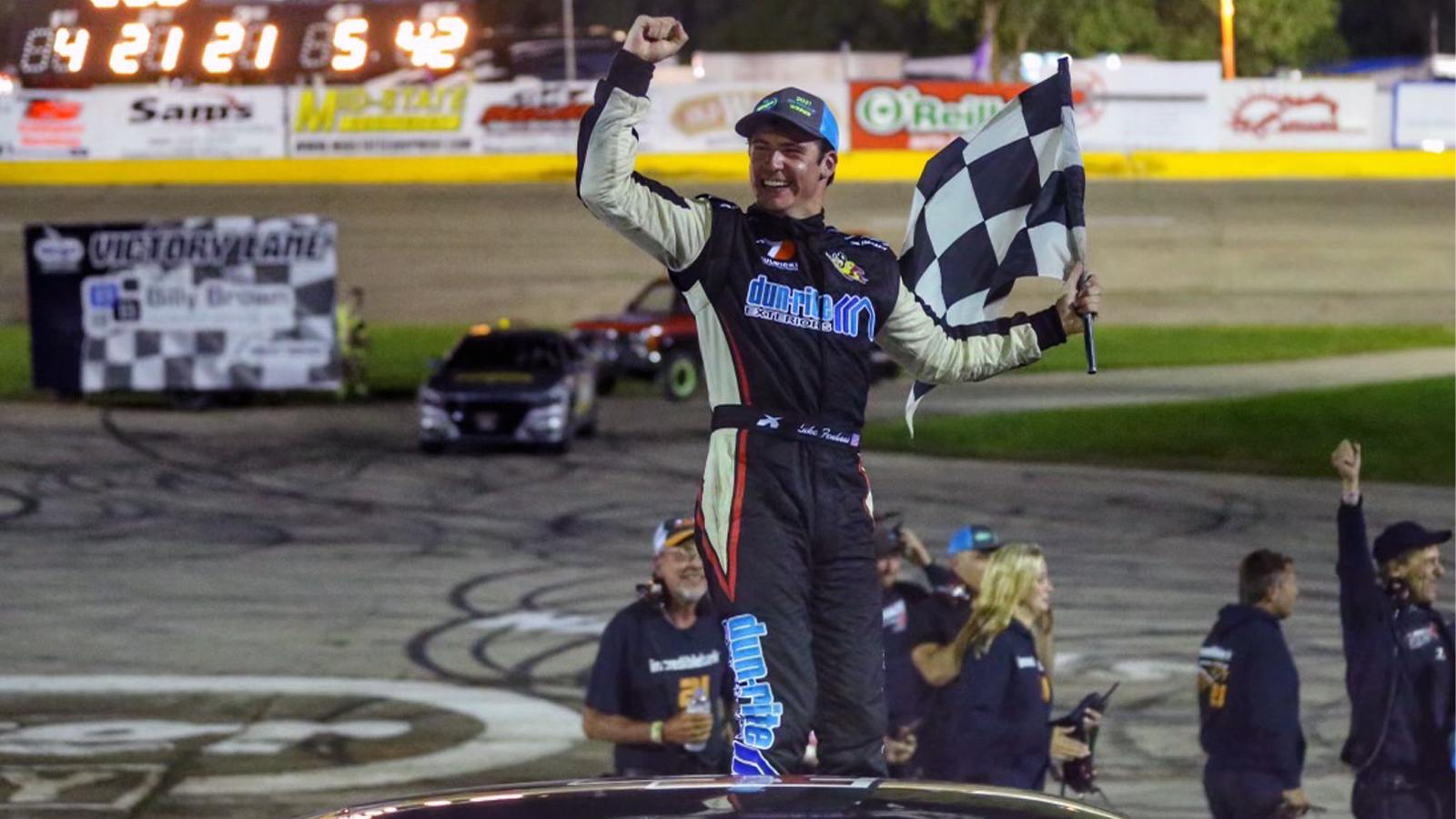 Luke Fenhaus Wins Slinger Nationals - One on One - July 6, 2021