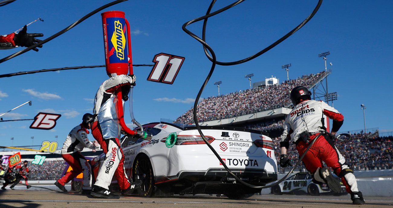 JGR Pit Crew Turnaround - Dover Disaster to Victory at Kansas