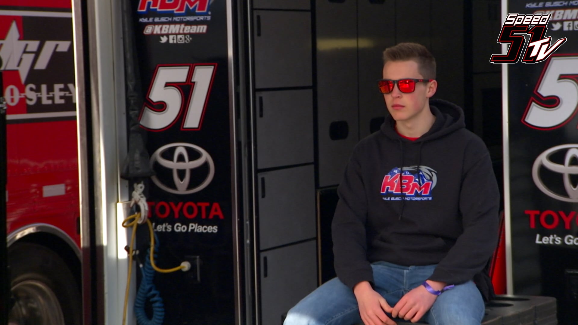 1-on-1 Raphael Lessard Snowball Derby Hauler Parking