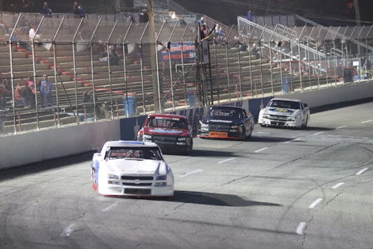 Pro Truck Feature - Five Flags Speedw...
