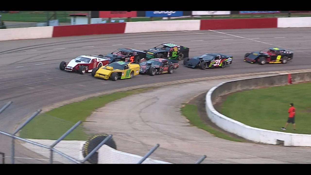 MONTGOMERY MOTOR SPEEDWAY MODIFIEDS OF MAYHEM 20160618 - Racing America ...