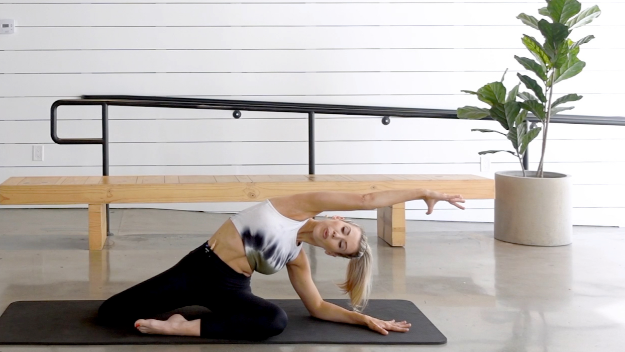 20 Minute Stretch Flow