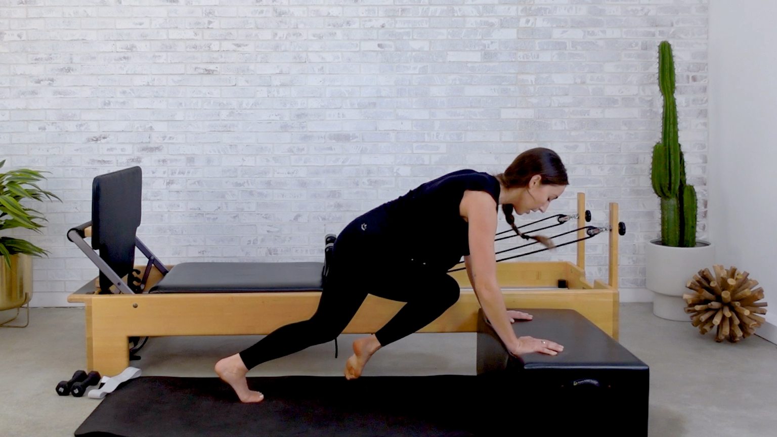 Guest Teacher Series- Cardio Reformer 1 with Jessi