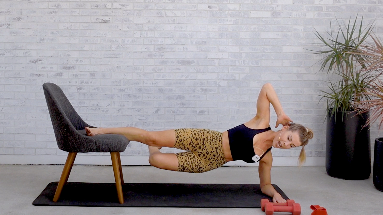 20 Minute Chair Glutes, Inner Thighs and Arms