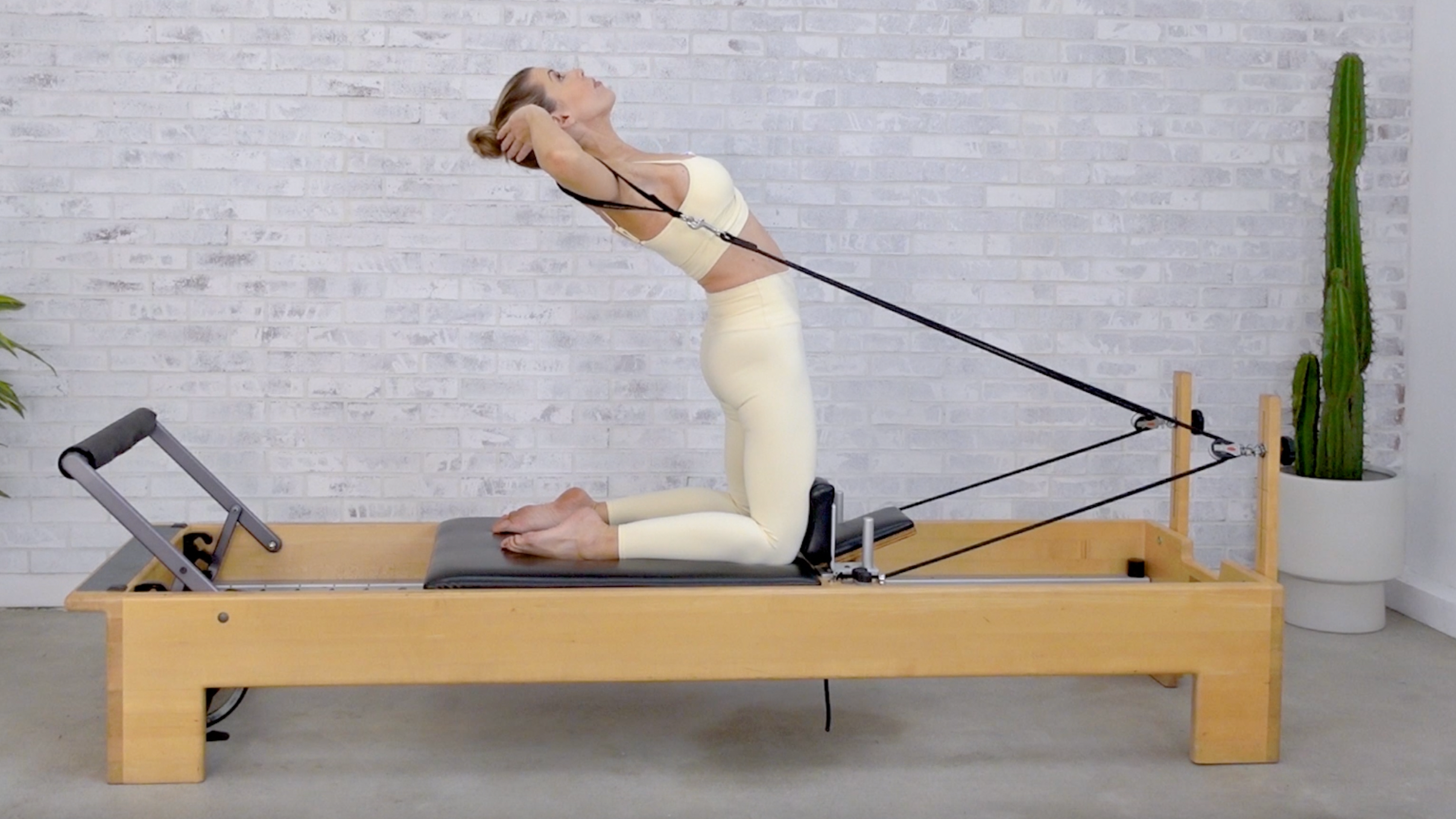 20 Minute Stretch + Flow