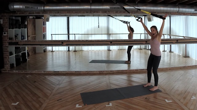 TRX FLW 30 with Charlotte (introduction class)