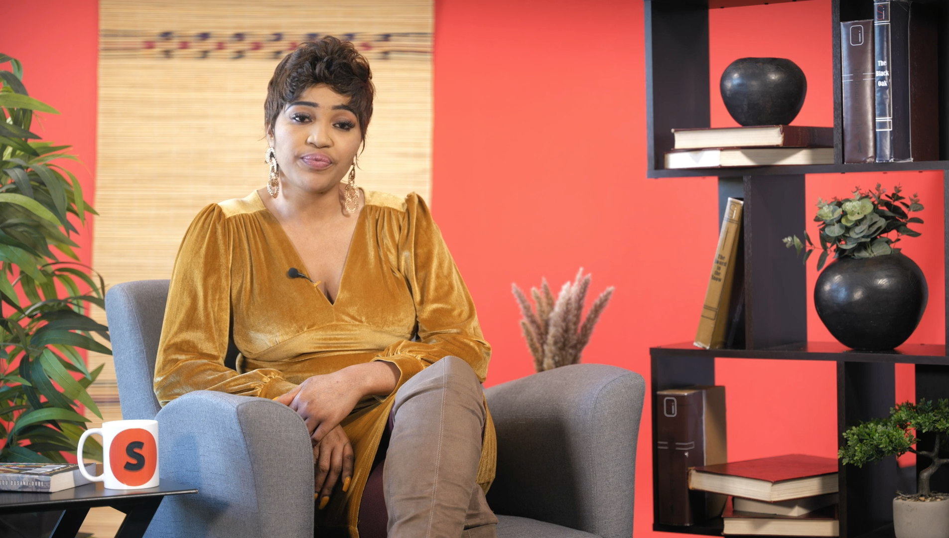 Ukugcwalisa iFomu / Filling a form