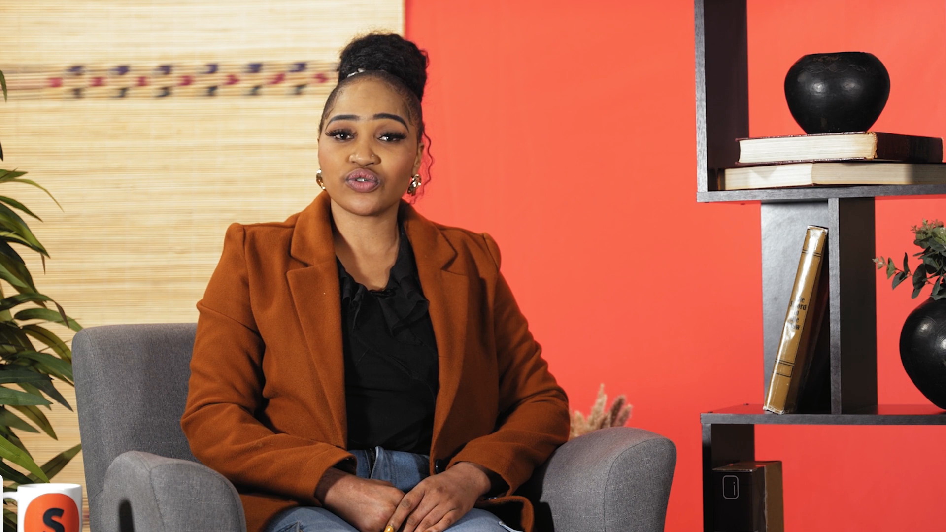 Izinciphiso izikhuliso namabizomuntu