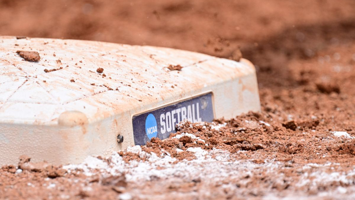 Women's College World Series: ESPN's Meg Aronowitz on Documenting Dreams